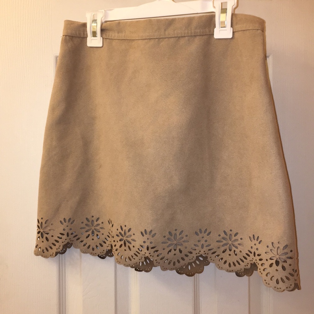 tan mini skirt